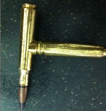 子彈殼拐杖遭遇白云機場METOR6S安檢門攔截[圖]